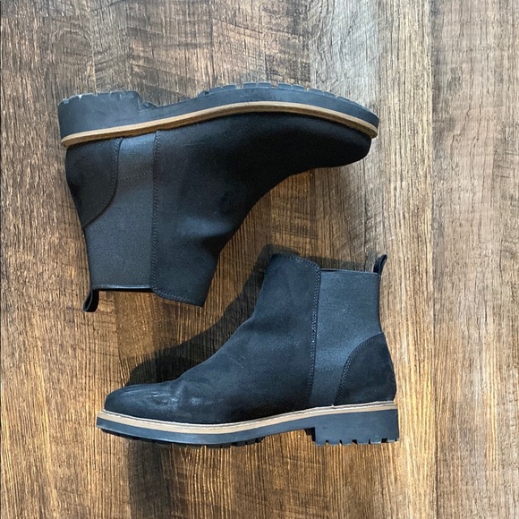 ESpirit Women’s Chelsea Boots - Black, Size 7.5 - Picture 4 of 8